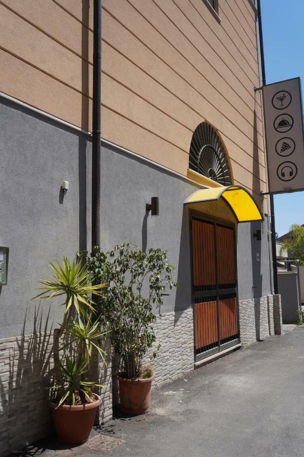 Uloft Apartment Palermo Bagian luar foto