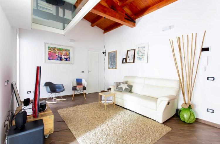 Uloft Apartment Palermo Bagian luar foto