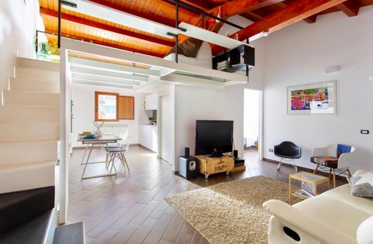 Uloft Apartment Palermo Bagian luar foto